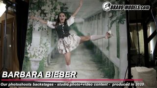 401 Backstage Photoshoot Barbara Bieber